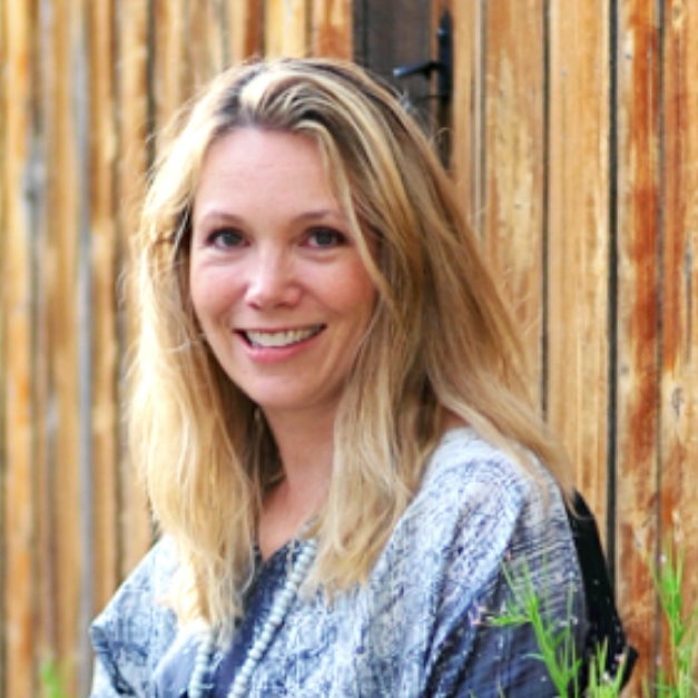 Taunya van der Steen-Mizel headshot