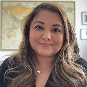 Linda Rodriguez Headshot