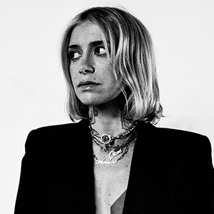 Zinzi Johnson Headshot